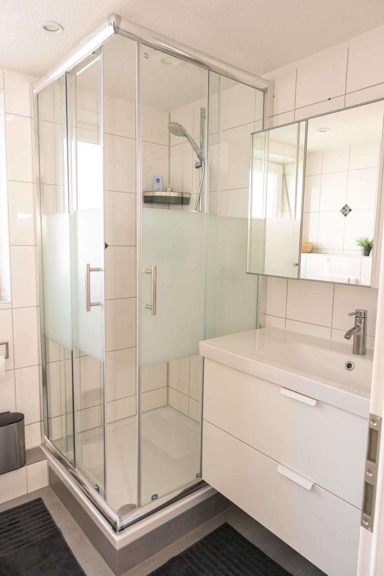 #3 Bequemes Zimmer Mit Pool Und Garten Memmingen Eksteriør billede